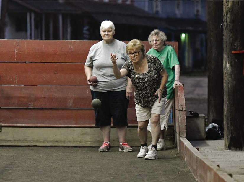 100856GTRLIVBocce03080118