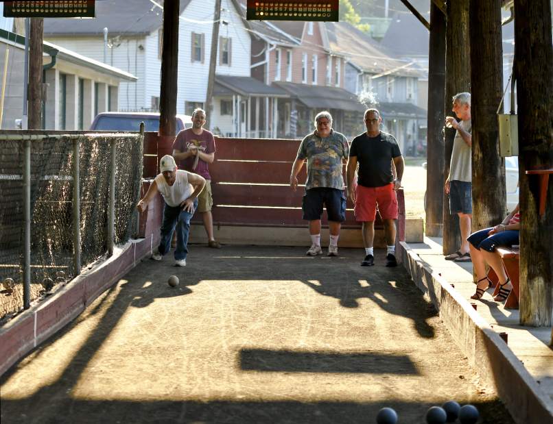 100856GTRLIVBocce08080118
