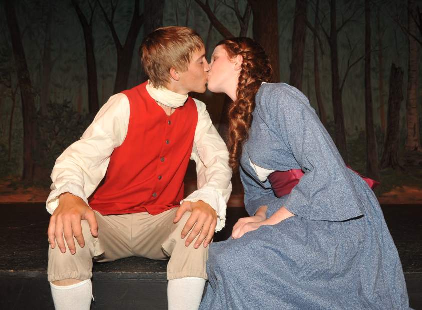 124087vndtkcoverFreeportfest2071113