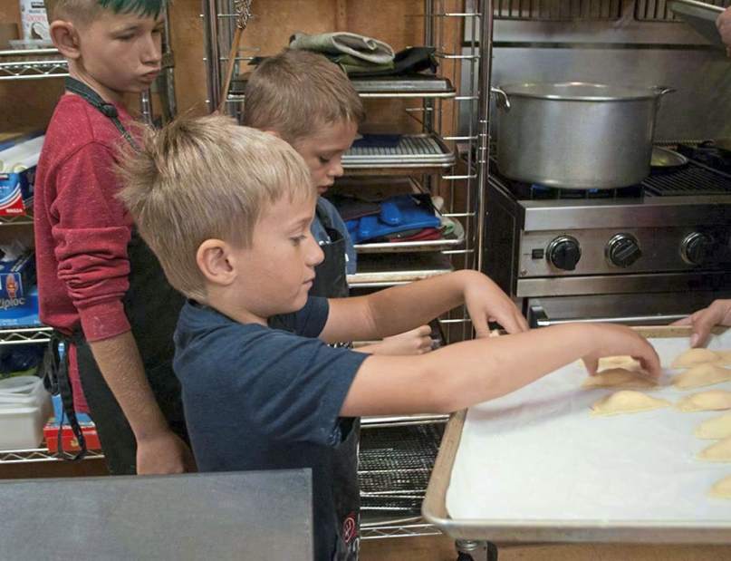 144582gtrlivkidscookcrate1082218 144582gtrlivkidscookcrate1082218