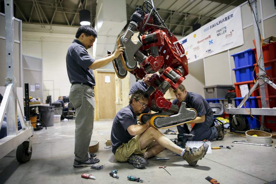 20150606T182241Z612170943GF10000119295RTRMADP3USAROBOTS