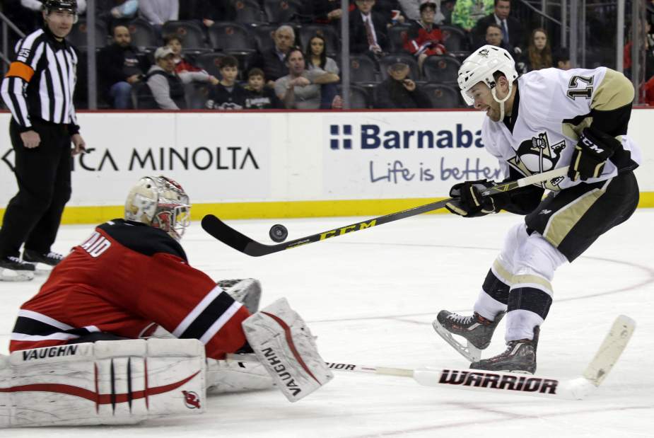 20160307T010051Z1206370429NOCIDRTRMADP3NHLPITTSBURGHPENGUINSATNEWJERSEYDEVILS