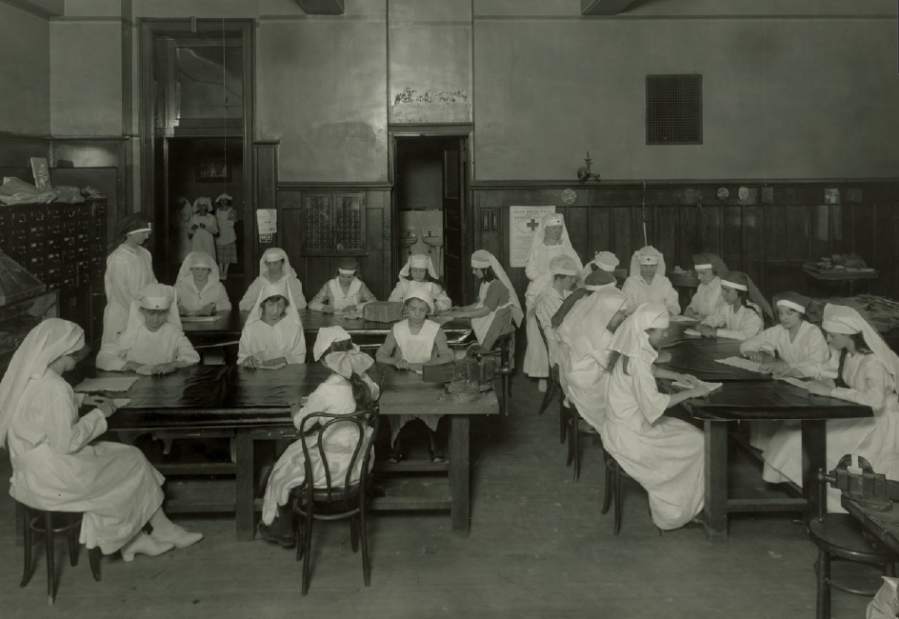 255691RedCrosstrainingFifthAvenueHighSchool2