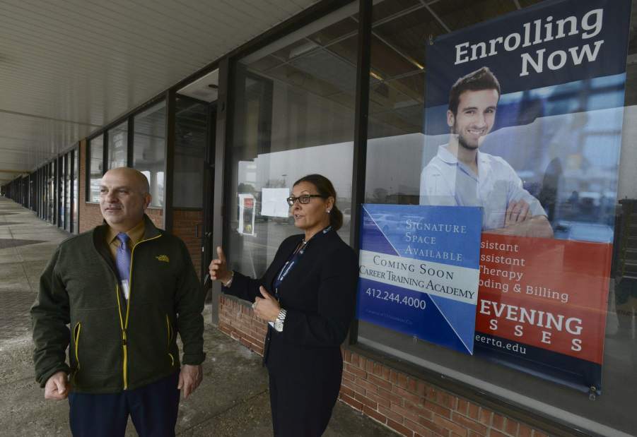 299291vndacademyclose100418