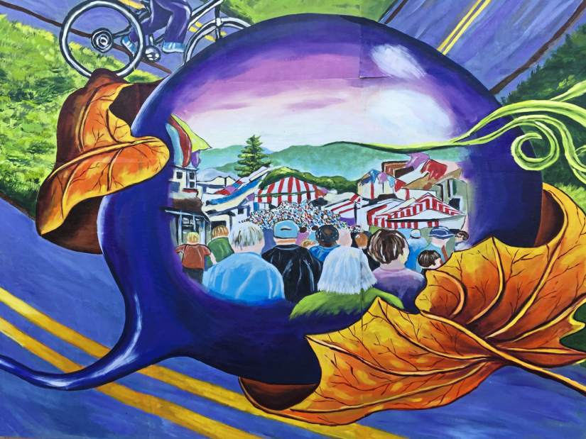 303739gtrlivmuralded2100818