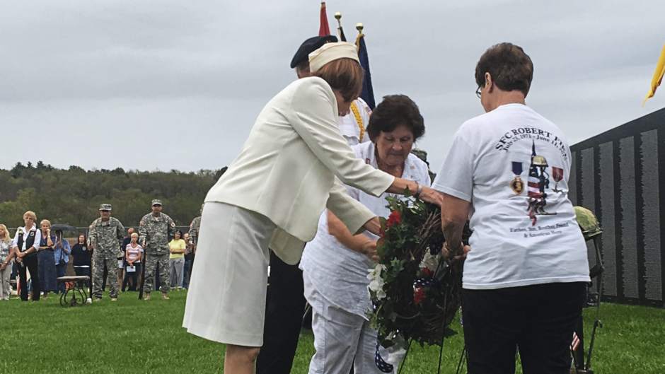 326515mswallopening1101818