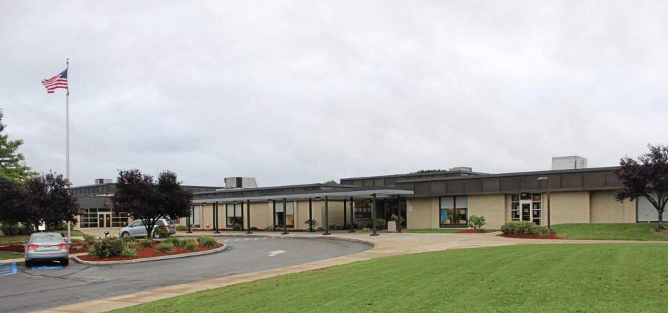 348101vndarmstrongthreat1101818