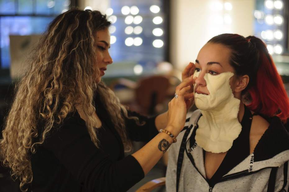 390917gtrmakeupeffects003103018