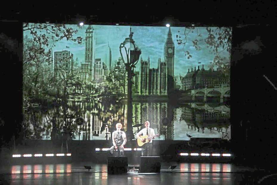 398827gtrLIVsimongarfunkel1110518