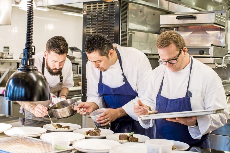 414047gtrlivguestchefs01110718