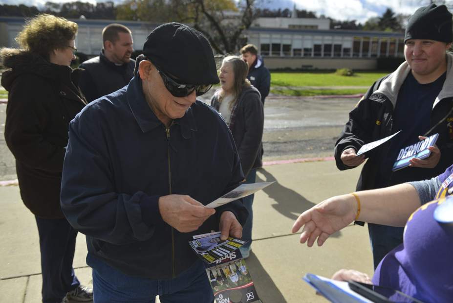 415675vndelectfeature002110718