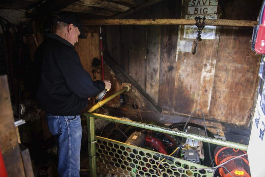 Slide 
													
													3