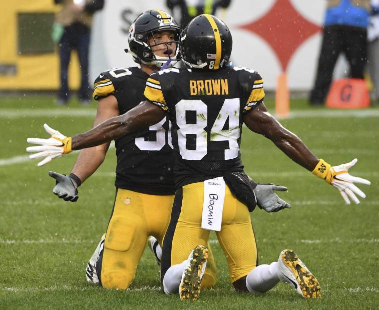 425470gtrsteelers28102918