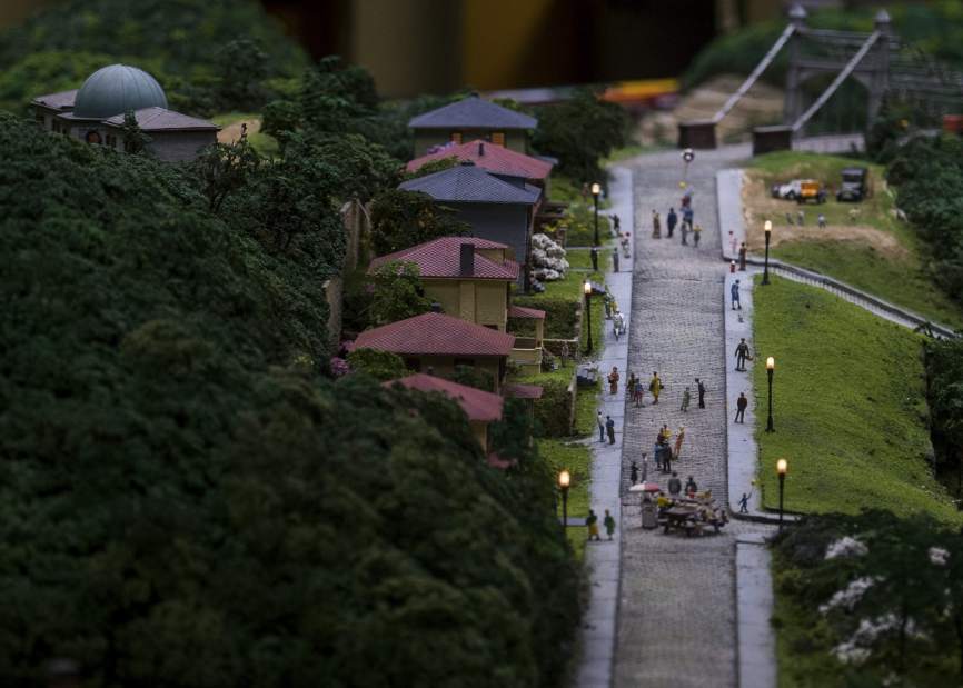 444244PTRRainroadVillage01111518