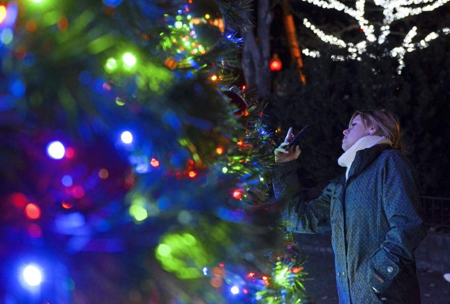 461991ptrkennywoodxmas2112418