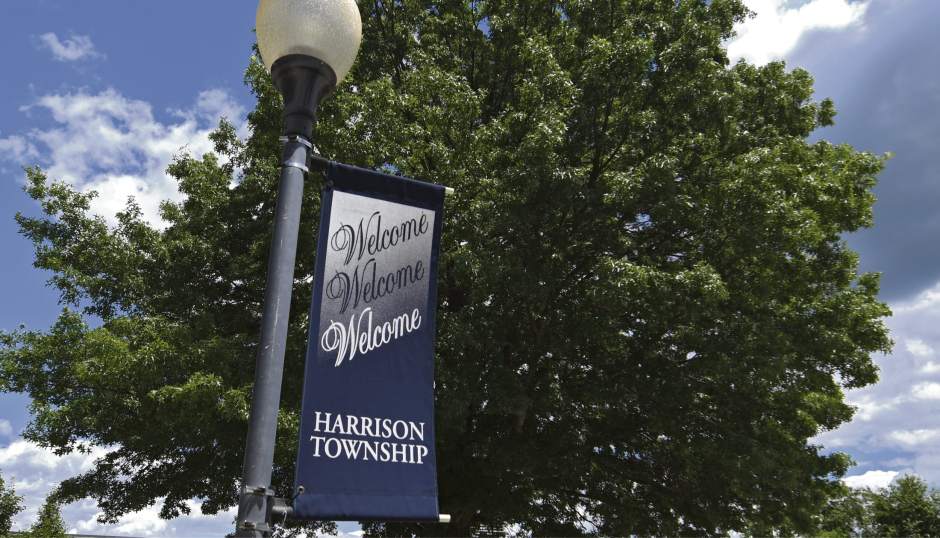 465304webharrisonsign