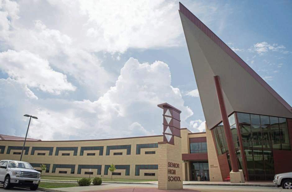 489081PennHillsHighSchoolexterior