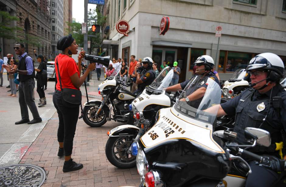64798PTRcourthouseprotest07072718