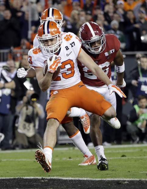 APTOPIXPlayoffChampionshipClemsonAlabamaFootball86934jpgf45e8