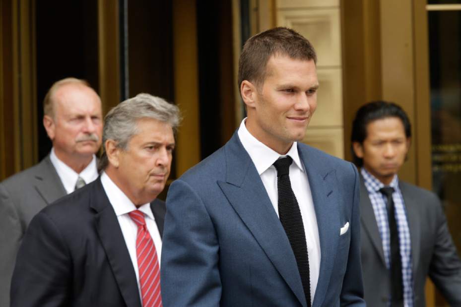 BradyLawsuitFootballJPEG06e24