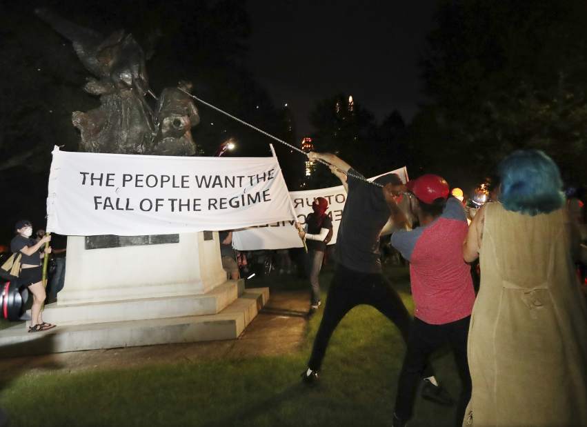 ConfederateMonumentProtestRallies50280jpg6f9ec