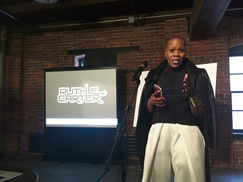 GTRLIVBLACKPANTHERDEMEATRIA