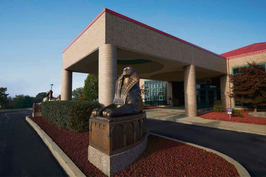 GTRLIVSHRINECENTERGOVERNORSDRIVEWAY021818