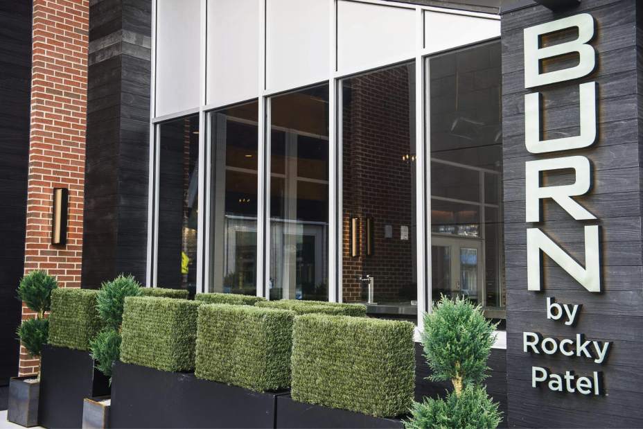 GTRlivRockycigar006040718