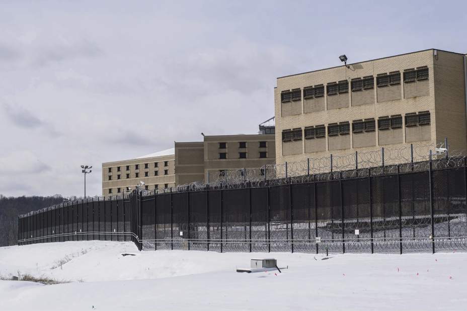 Slide 
													
													1