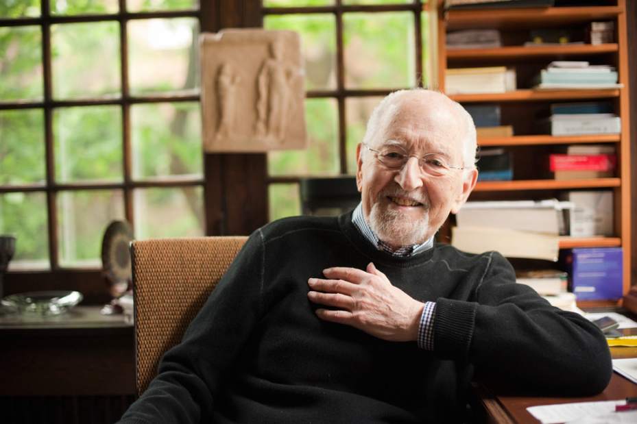 JuliusYoungner0007100518