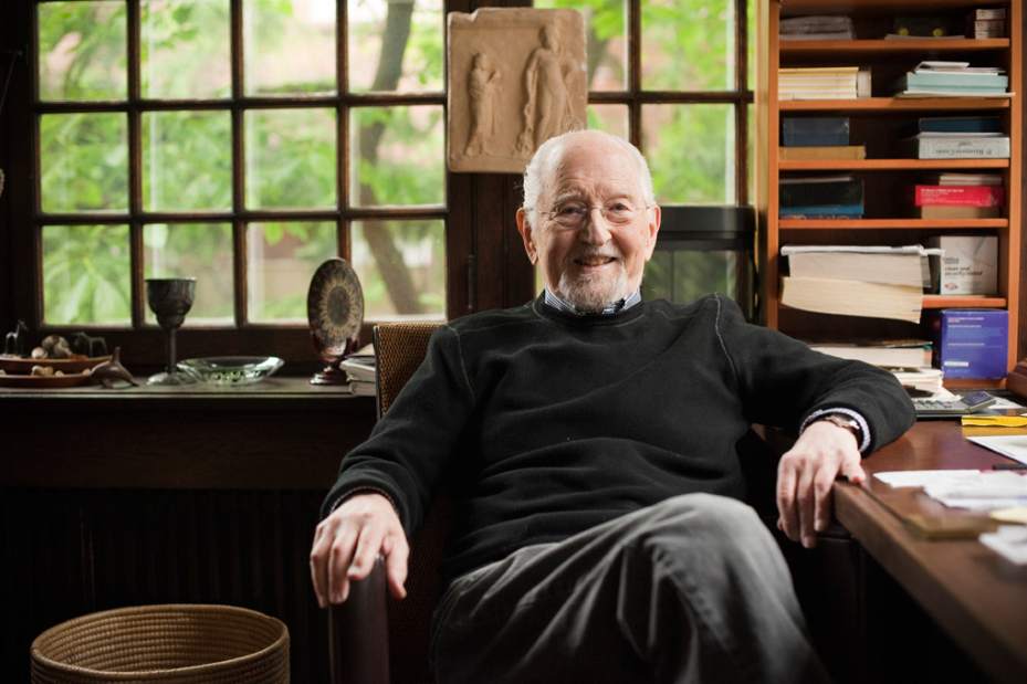 JuliusYoungner0011100518