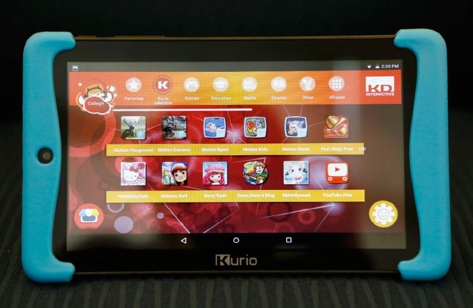 KidsTabletsGrowUpJPEG07457