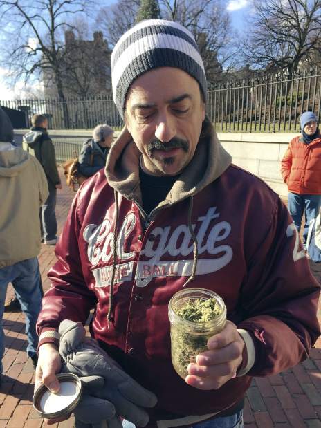 LegalizedMarijuanaMassachusetts84535jpg4793c