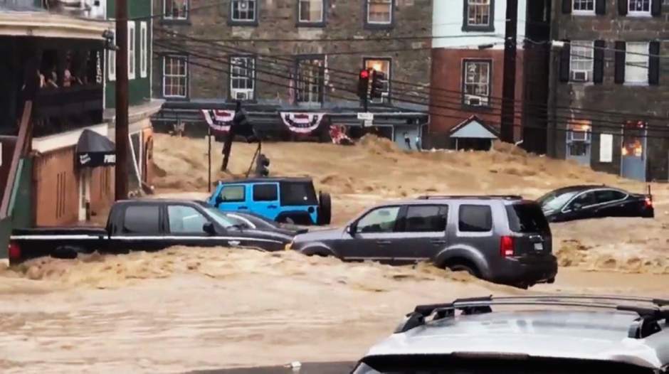 Crews Rescuing People Buildings Collapse As Torrential Floods Hit Maryland Triblive Com