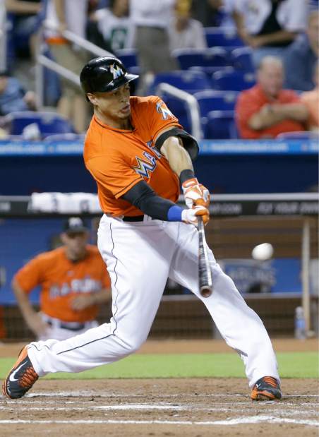 MetsMarlinsBaseballJPEG065f5