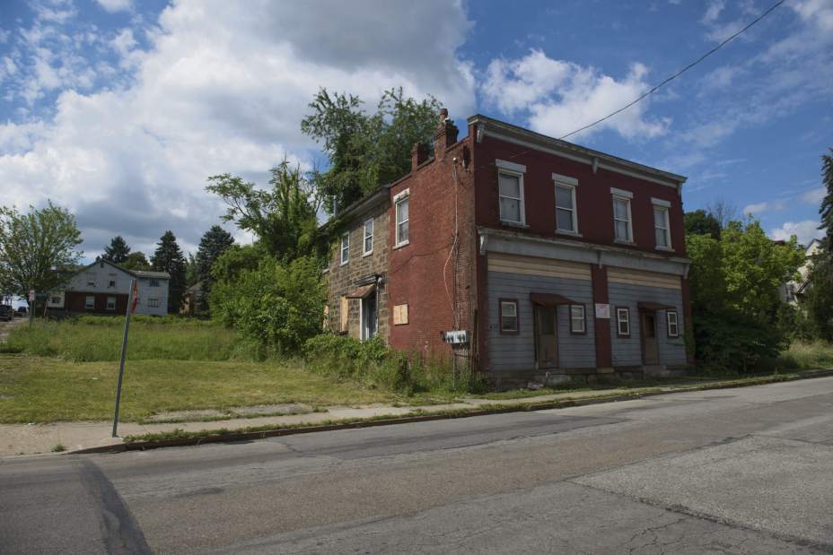 PTRBELTZHOOVERHOUSE01070216