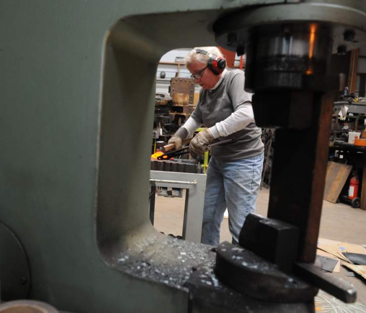PTRBLACKSMITH11042813