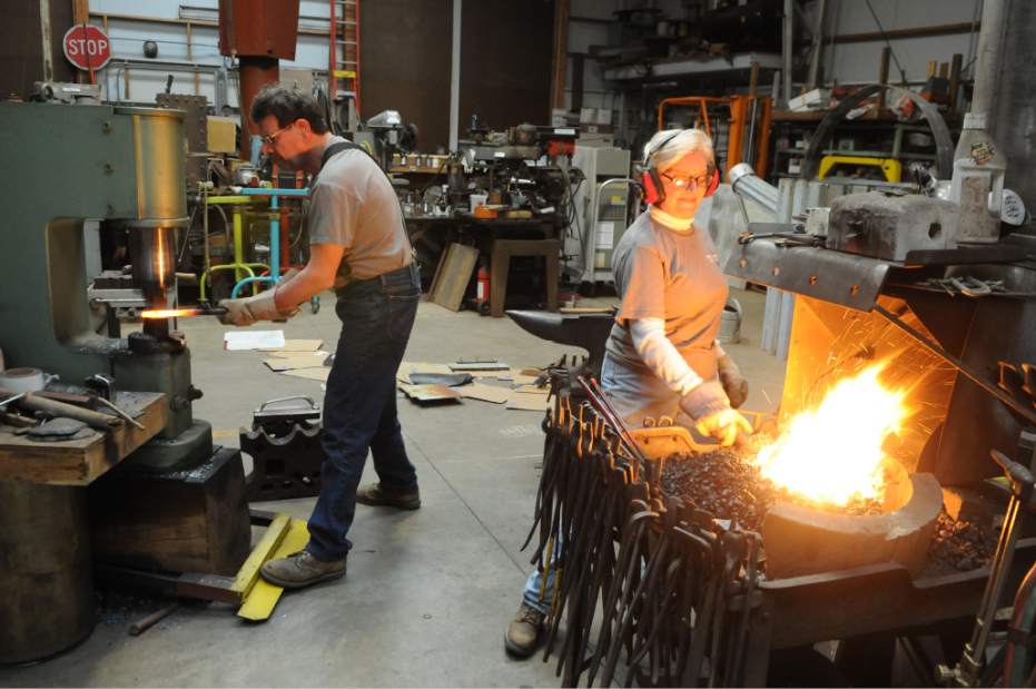 PTRBLACKSMITH14042813