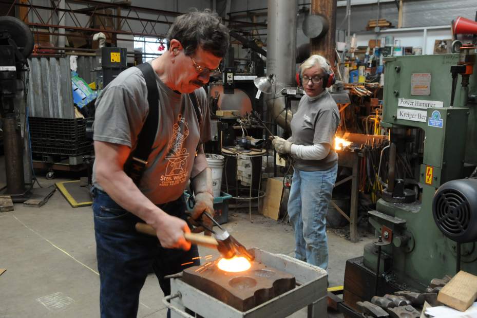 PTRBLACKSMITH7042813