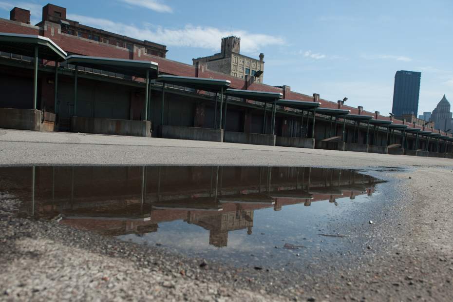 Slide 
													
													1