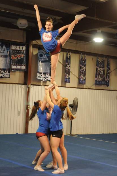 PTRCHEERWINS1020614