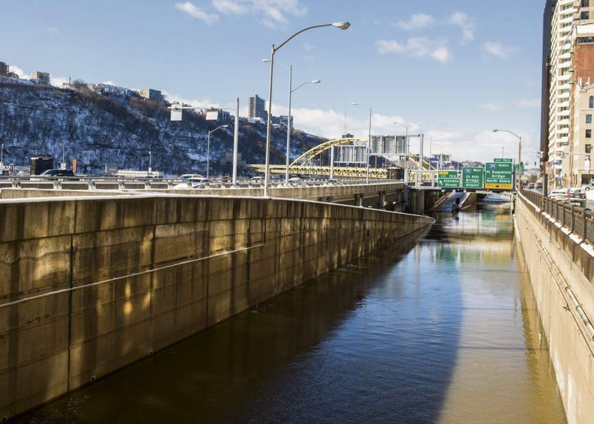 Gateway Clipper Suspended Bathtub Still Closed Ahead Of Steelers Game Triblive Com