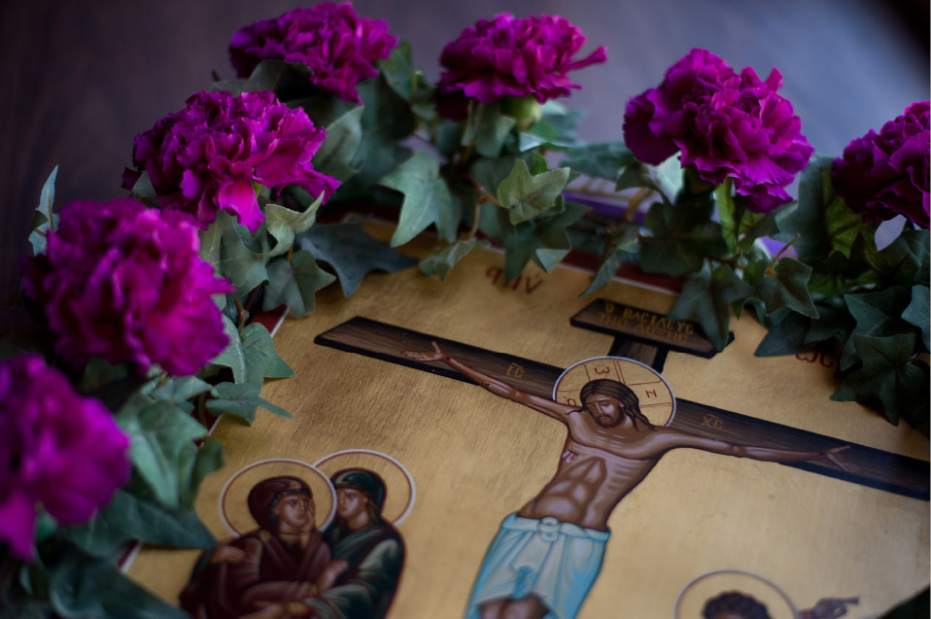 Slide 
													
													1