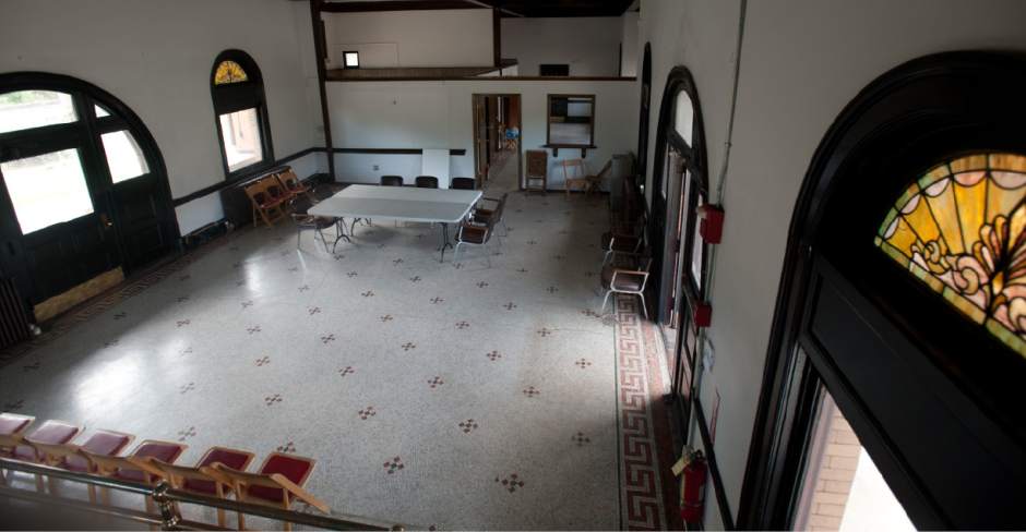 Slide 
													
													6