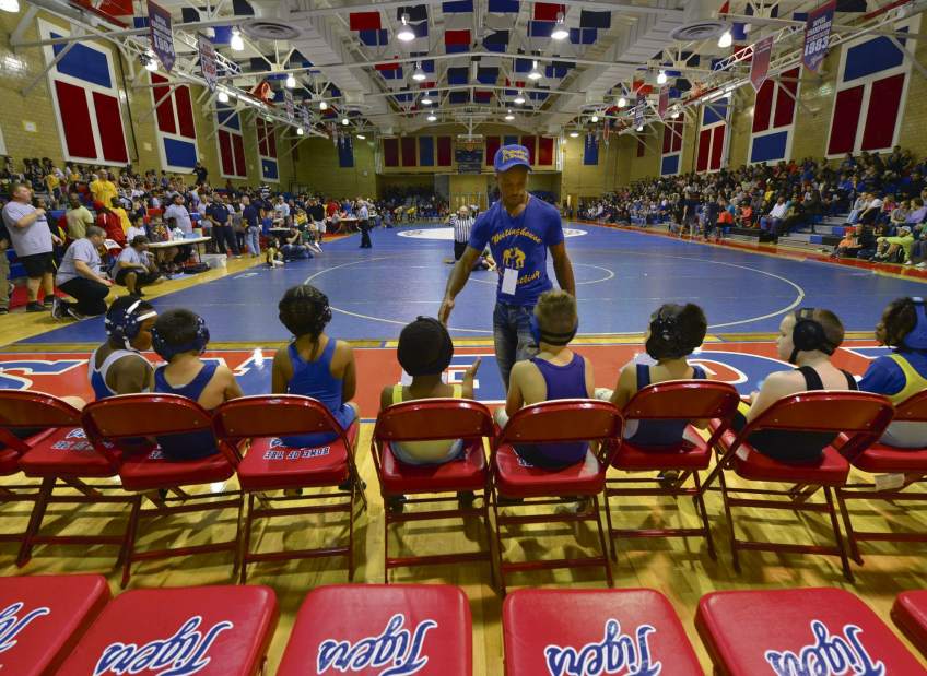PTRHOUSEWRESTLE07010416