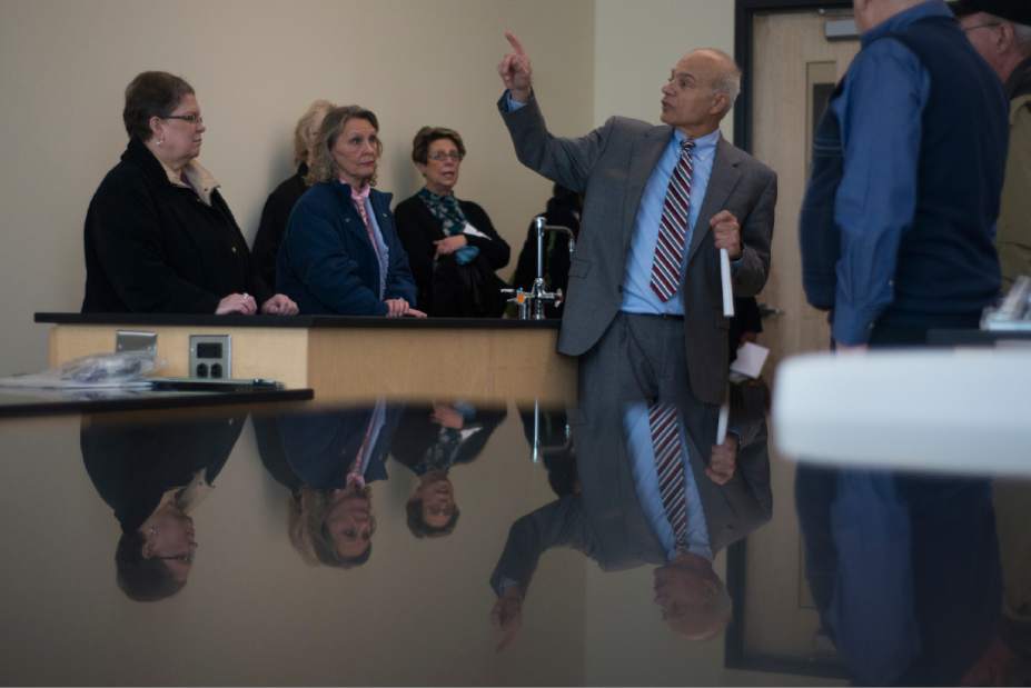 Slide 
													
													1