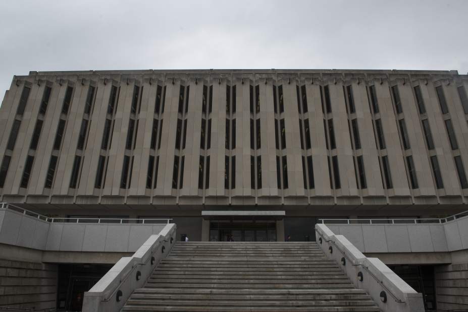 PTRLIVARCHITECTURE04092213