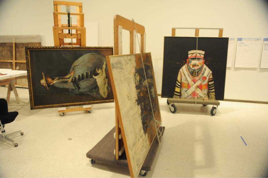 Slide 
													
													5
