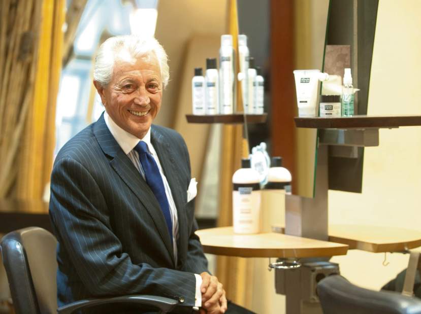 PTRLIVBEAUTYKINGS1101815