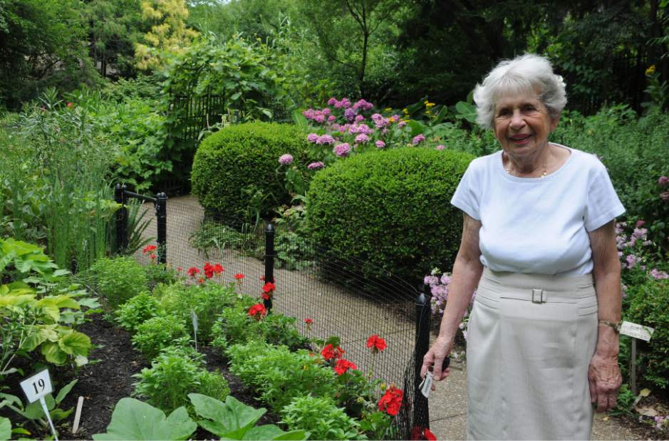 PTRLIVBIBLICAL1070612